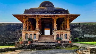 धार की लाट मस्जिद के विजय मंदिर होने का दावा