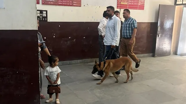 लुधियाना कोर्ट को बम से उड़ाने की धमकी, लोक अदालत के बीच मचा हड़कंप; एयरपोर्ट और नेताओं पर हमले की चेतावनी
