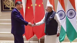 मोदी-चिनफिंग की द्विपक्षीय वार्ता (फोटो- PTI)