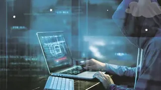 Bhagalpur Cyber Fraud Arrest: भागलपुर में केरल पुलिस की बड़ी स्ट्राइक, महिला समेत 4 साइबर ठग गिरफ्तार; कई सिम कार्ड और मोबाइल बरामद