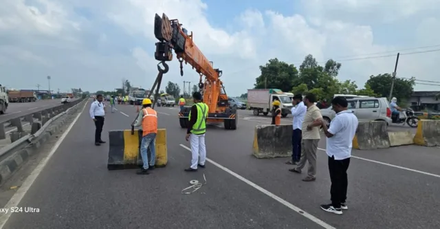 Ganga Bridge Close: दोपहर दो बजे डायवर्जन लागू होते ही जाम, सरैया क्रासिंग पर भी फंसे वाहन, तीन महीने बदला रहेगा रूट