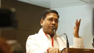 बिहार सरकार के मंत्री डॉ. संतोष कुमार सुमन। फाइल