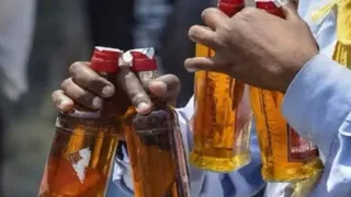 राजनांदगांव में उत्तराखंड की रॉयल गोवा शराब की बड़ी खेप जब्त की गई
