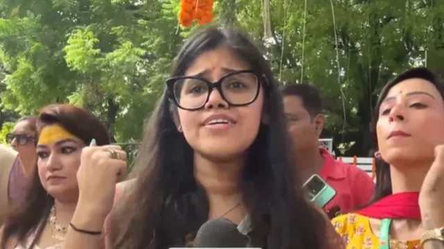 Hanuman Ansh की ग्रैंड सक्सेस पर 21 वर्षीय प्रोड्यूसर ने जताई खुशी, बोलीं- 'नीब करोली बाबा का चमत्कार'