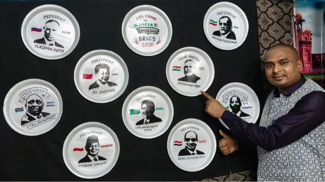 पूर्वी चंपारण के Sand Artist मधुरेंद्र ने पत्तों को बनाया कैनवास, उकेरी BRICS के 9 राष्ट्राध्यक्षों की तस्वीर