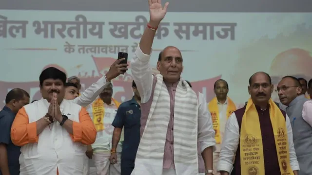 Uttar Pradesh की प्रमुख खबरें 7th April 2026: आगरा खटीक गर्जना सम्मेलन में बोले राजनाथ सिंह- समाज ने राष्ट्र रक्षा में दिया अहम योगदान; यूपी में तेजी से चल रहा विकास