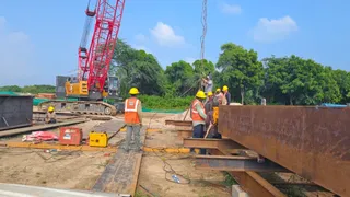 वाराणसी में शुरू हुआ भारत का पहला नदी शिप रिपेयरिंग सेंटर निर्माण, जल परिवहन को मिलेगी नई गति।
