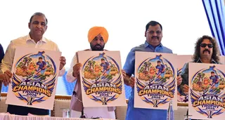 मुख्यमंत्री भगवंत मान ने ने एशियन हाॅकी फेडरेशन के अधिकारियों की मौजूदगी में टूर्नामेंट का लोगो जारी किया।