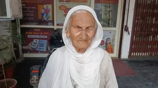 हरभजन कौर, बुजुर्ग पैंशनधारक, एमआईटीसी कॉलोनी।