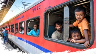 यात्रीगण कृप्या ध्यान दें: बरेली के प्लेटफार्म संख्या तीन पर रुकते ही जननायक ट्रेन के लिए यह अनाउंसमेंट हुई, यात्री डिब्बे में सवार हुए। फिर शुरू हुआ सिस्टम की लापरवाही और खतरे का सफर। खिड़कियों से गायब शीशे देखकर बच्चों संग पहुंचे अभिभावक सिहर से गए। उन्होंने उदास मन से टिकट देखा, जिस पर लिखा था 'आपकी यात्रा मंगलमय हो'। कई सवाल, मायूस चेहरा और सुरक्षा की चिंता लिए परिवार आगे बढ़ा, फिर डर के साये में सीट मिलने की खुशी के बीच बुजुर्ग और युवा खिड़की किनारे बैठकर सिस्टम को कोसते दिखे। -अजय शर्मा