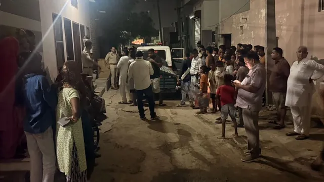 हांसी में कमरे के अंदर सड़ी-गली हालत में मिला मां का शव, बेसुध मिली बेटी; 7 वर्षीय बेटा गायब
