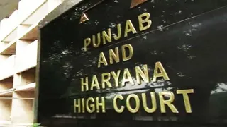 हाई कोर्ट ने खुद की गलती मानी, एसपी पर लगाया जुर्माना वापस लिया।