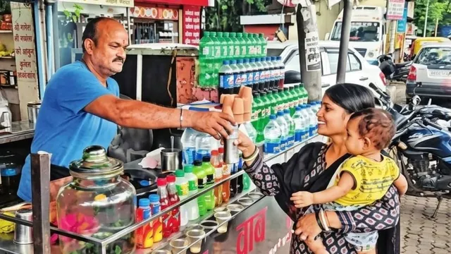 चाय की दुकान पर बच्चों के लिए दूध फ्री, बिहार के टुन्ना बाबा निभा रहे भाई की 35 साल पुरानी परंपरा
