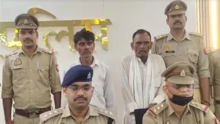पुलिस के सामने आरोपित दादा और चाचा को साथ लेकर पुलिस ने की पुलिस कांफ्रेंस। वीडियो ग्रैब
