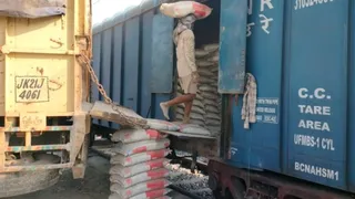 जम्मू मंडल में पहली बार शुरू हुई आउटवर्ड लोडिंग।