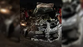 लुधियाना में पलटी तेज रफ्तार स्कॉर्पियो, चार यात्रियों की जान बची।