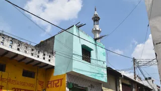 केसरगंज स्थित विवादित मस्जिद। जागरण