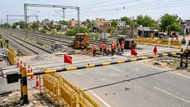 बिजनौर: रेलवे ट्रैक पर मरम्मत के कारण 3 दिन तक बंद रहेगा फाटक, किरतपुर-नजीबाबाद क्षेत्र में जा रहे हैं तो रखें ध्यान
