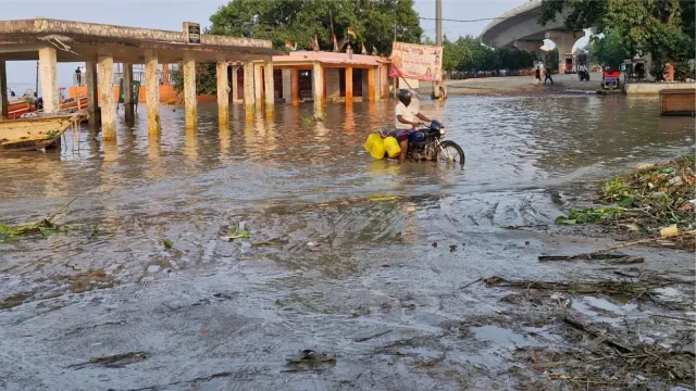 Bihar Flood News: पटना में नदियों का जलस्तर घटा, गंगा-पुनपुन अब भी खतरनाक