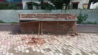 रक्सौल रेलवे स्टेशन पर पानी के लिए हाहाकार