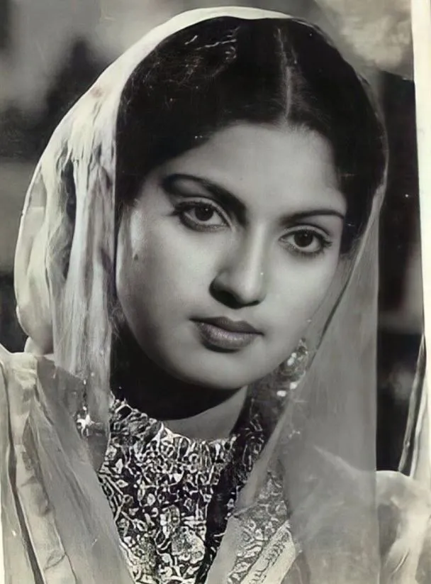 Munawar Sultana Actress