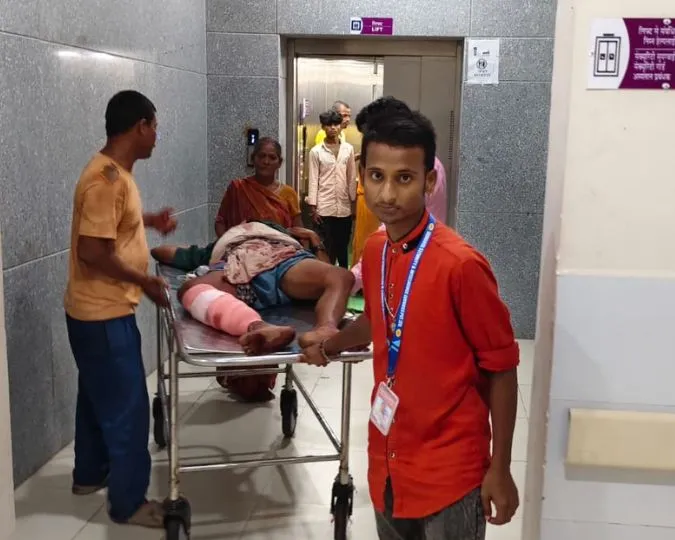 Munger Sadar Hospital Night Report Exposes Healthcare Crisis (1)