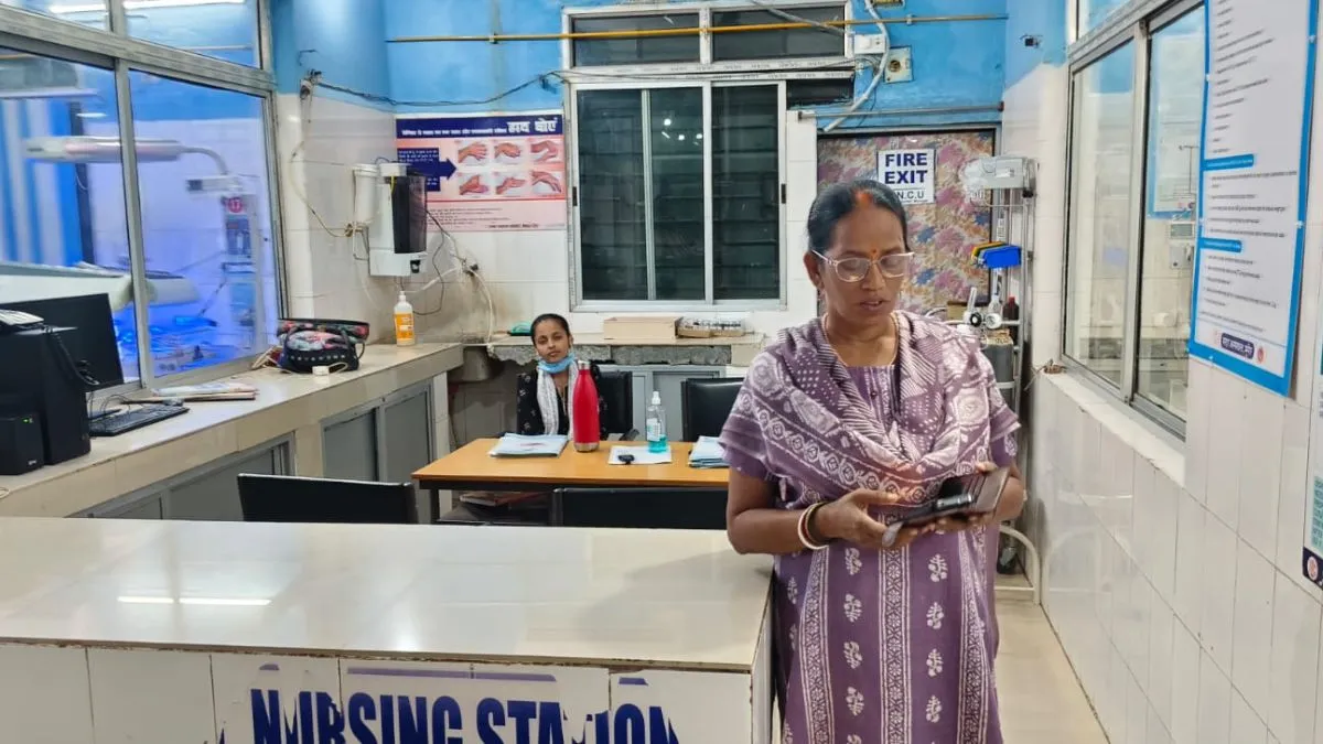 Munger Sadar Hospital Night Report Exposes Healthcare Crisis (3)