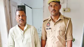 पुलिस की गिरफ्त में ठगी का आरोपित पन्नालाल कश्यप