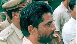 सुप्रीम कोर्ट ने मामले में देरी पर नाराजगी जताई है और अगली सुनवाई 17 सितंबर को होगी, जिसमें राज्य सरकार को अंतिम रिपोर्ट पेश करने का निर्देश दिया गया है।