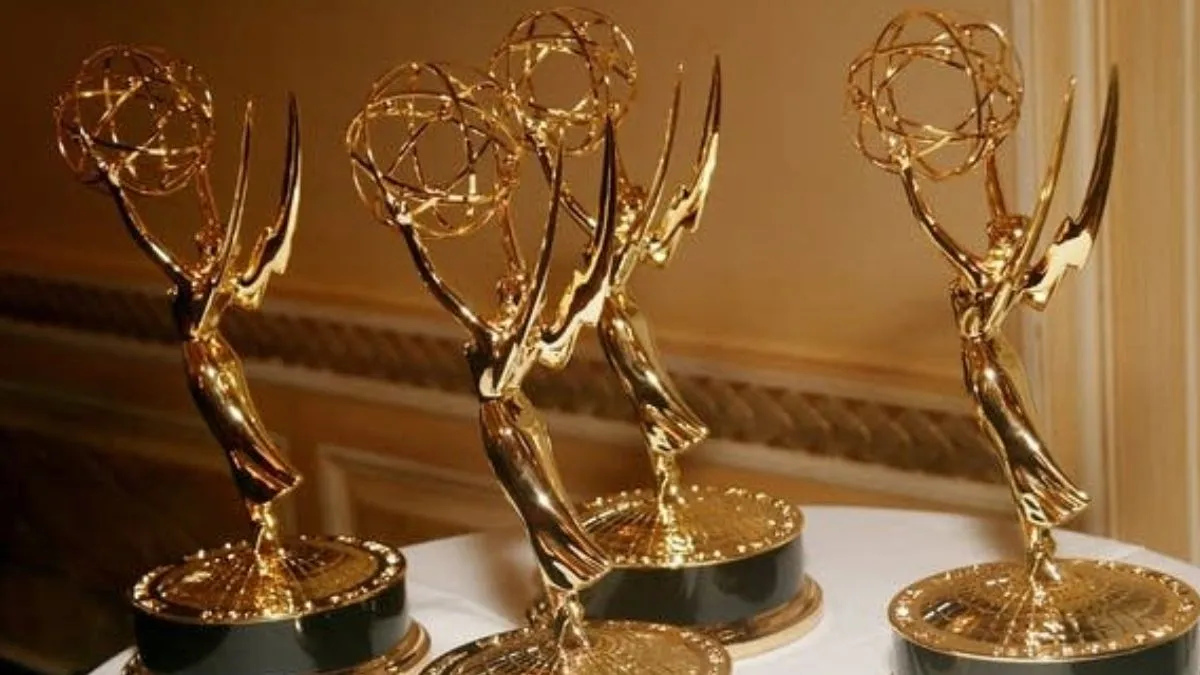 emmy (2)
