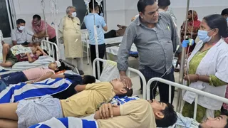 इलाज जारी