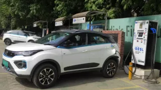 नीति आयोग द्वारा जारी सूचकांक में दिल्ली ईवी के मामले में देश में नंबर वन है।