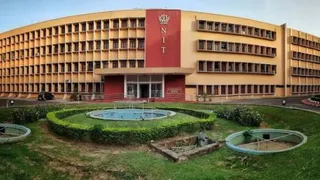 Bhagalpur Abhishek Gaurav NIT Rourkela PhD in Millets: भीखनपुर के अभिषेक गौरव ने मिलेट्स पर किया ऐतिहासिक शोध; बने फूड प्रोसेस इंजीनियर में बिहार के पहले पीएचडी