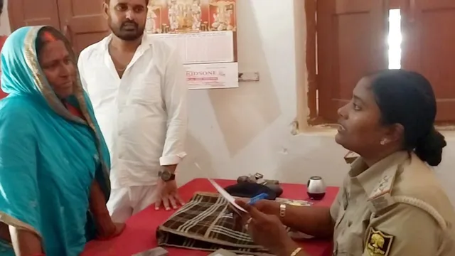 15 दिन गंगा में तक फंसे रहने की कहानी निकली झूठी, महिला ने थाने पहुंचकर बताया बिहार से यूपी पहुंचने का असली सच
