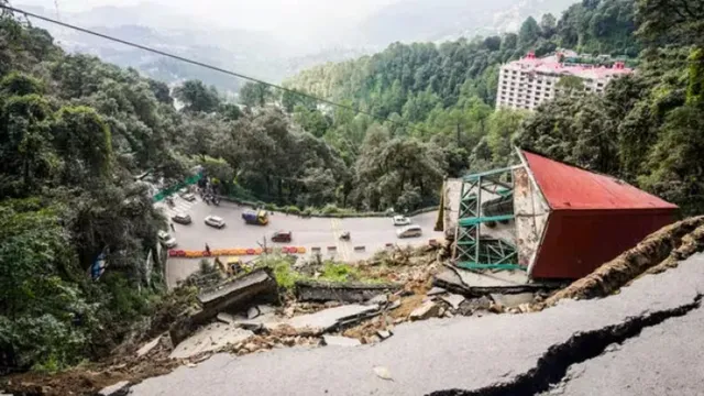 हिमाचल में 7 साल के भीतर 64 हजार बार खिसके पहाड़, इस साल मानसून में अब तक 300 लोगों ने गंवाई जान
