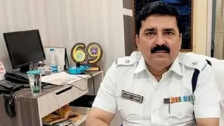कोलकाता के पूर्व पुलिस अधिकारी शांतनु के खिलाफ नया मामला।