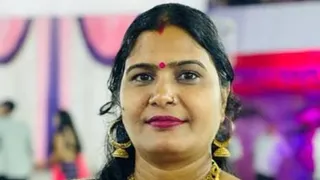 शिवसेना पार्षद हेमलता सिंह के खिलाफ केस दर्ज (फोटो-सोशल मीडिया)