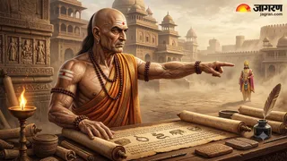 चाणक्य नीति के अनुसार, धनवान बनने पर इन 4 आदतों से बचें (Picture Credit: AI Generated)