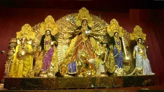 बंगाल में पहली बार 100 किलो स्वर्ण आभूषणों से सजेगा दुर्गा दरबार (फोटो- एएनआई)