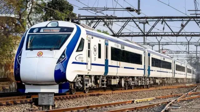 गोरखपुर से पटना के बीच चलेगी Vande Bharat, गोपालगंज-मशरख होकर नए रूट की मांग
