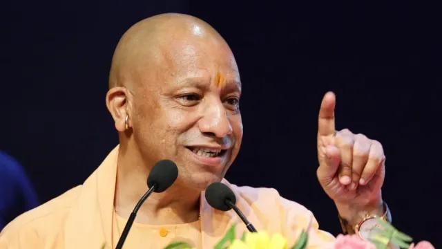 PM मोदी के जन्मदिन पर लखनऊ में कार्यक्रम, विश्वकर्मा स्वरोजगार के लाभार्थियों को टूलकिट बांटेंगे सीएम योगी
