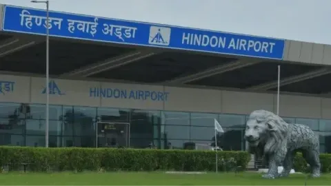 उड़ान योजना को झटका: हिंडन एयरपोर्ट को 7 साल से नहीं मिली सब्सिडी, 25 से घटकर 7 शहरों तक सिमटीं उड़ानें