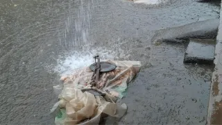 संजय गांधी पथ बना तालाब