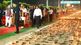 मुख्यमंत्री सम्राट चौधरी ने पटना में दीप प्रज्वलित कर कार्यक्रम का शुभारंभ किया