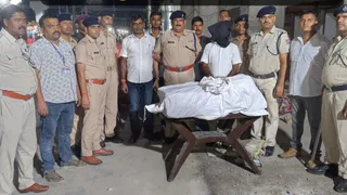 तेजस राजधानी एक्सप्रेस से 4 दिन में 33 किलो से अधिक गांजा जब्त, 2 गिरफ्तार