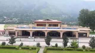 कुल्लू का भुंतर स्थित हवाई अड्डा परिसर। जागरण आर्काइव