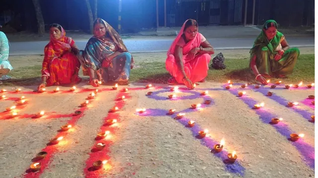 जलने से पहले बुझा आशीर्वाद का दीया! लखीसराय में मुख्य सचिव के एक निर्देश से हड़कंप, 1 लाख दीयों की तैयारी रह गई धरी
