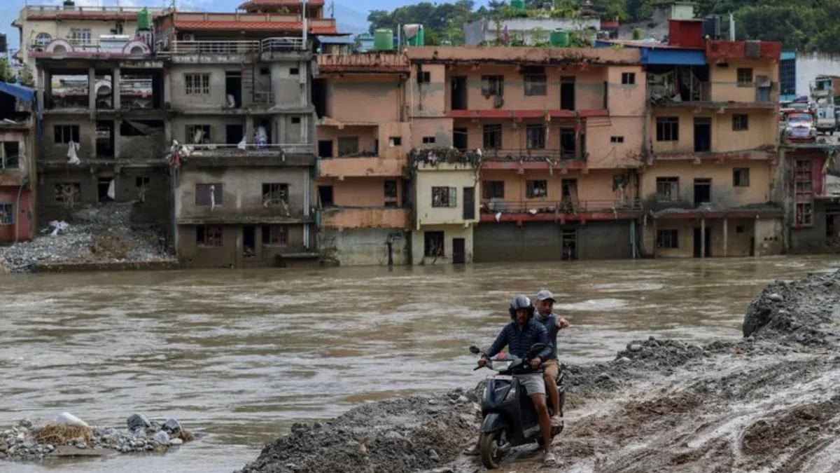 Nepal flash flood (4)