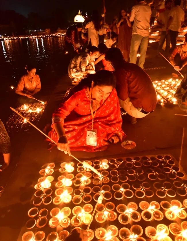 U diya illumination 219