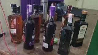 बरही पुलिस ने 1092 बोतल अवैध अंग्रेजी शराब जब्त की। जागरण
